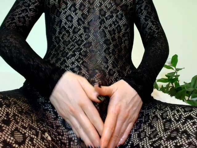 le modèle Politexxx est en webcam porno dans un show sur le site bongacams, il possède les tags suivants: White/Caucasian,Blonde,Shaved