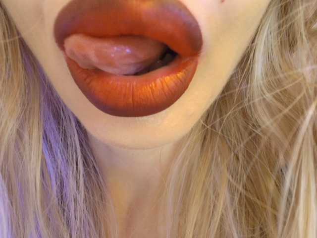 Liliiaxxx live cam on BongaCams
