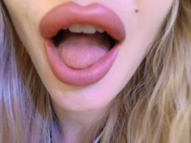 Politexxx, live now on BongaCams