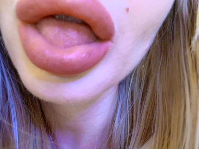 Liliiaxxx live cam