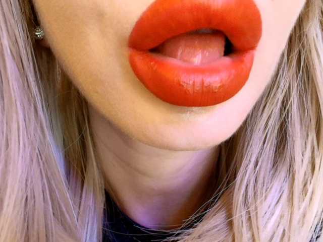Liliiaxxx live cam