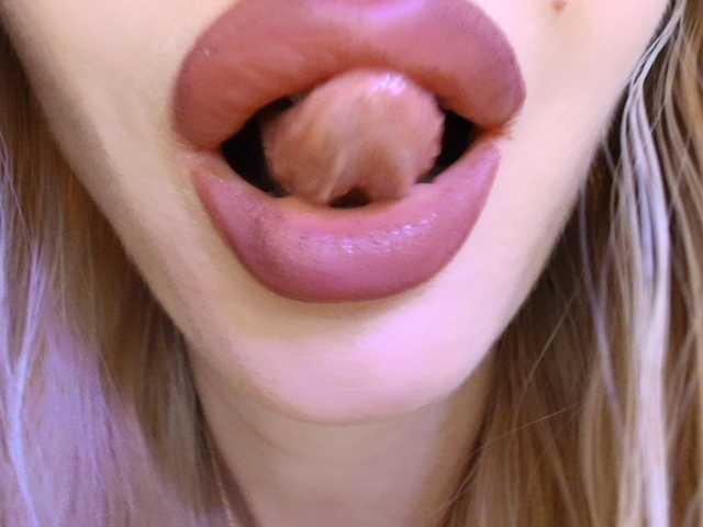 Politexxx live cam on BongaCams