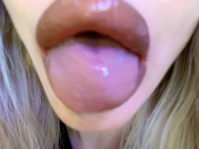 Politexxx live cam on BongaCams