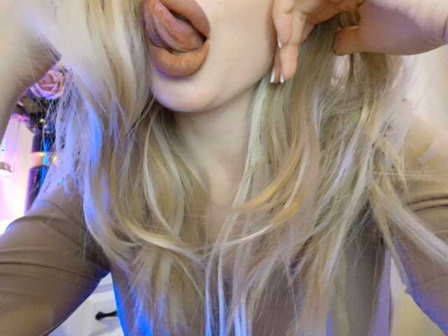 Politexxx live cam on BongaCams