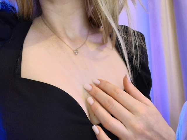 Politexxx live cam on BongaCams