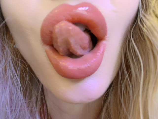 Politexxx live cam on BongaCams