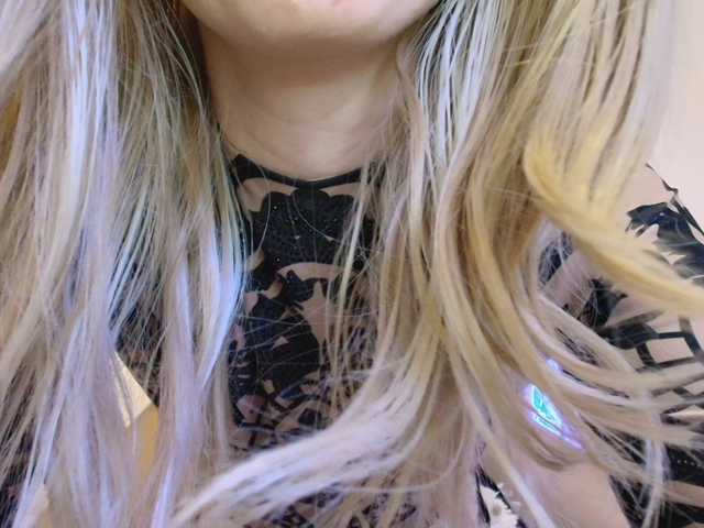 Politexxx, live now on BongaCams