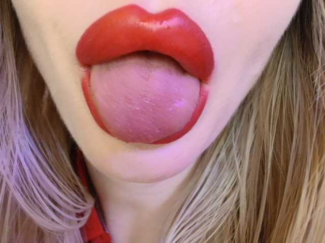 Politexxx, live now on BongaCams