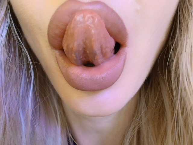 Politexxx live cam on BongaCams