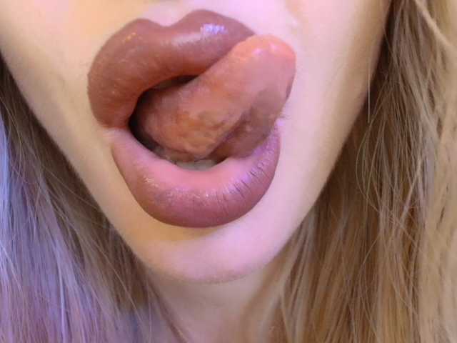 Politexxx live cam on BongaCams