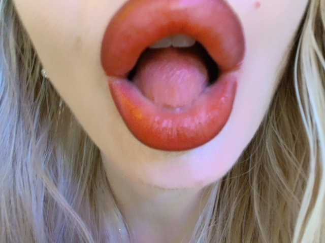 Politexxx live cam on BongaCams