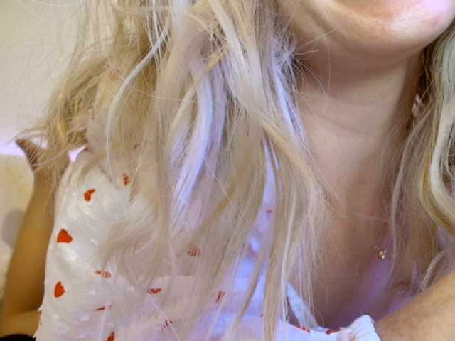 Liliiaxxx live cam preview