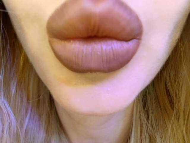 Liliiaxxx webcam
