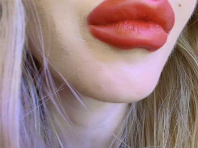 Liliiaxxx live cam preview