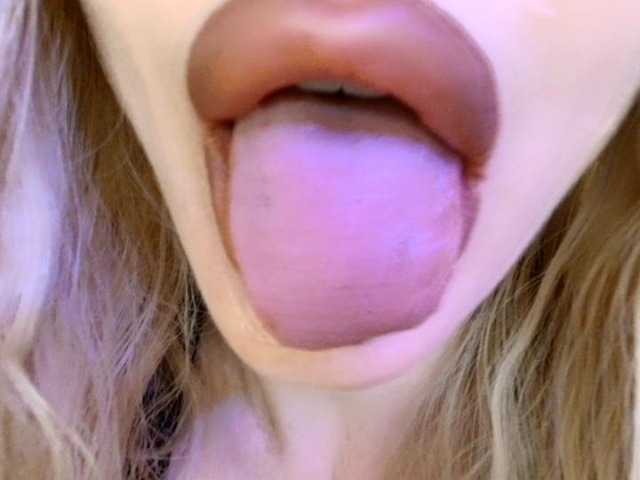 Politexxx live cam on BongaCams