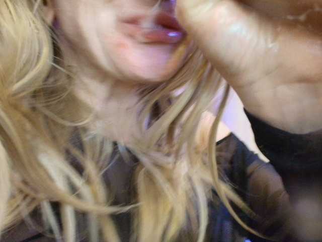 Live трансляция Liliiaxxx - slutnetki.online
