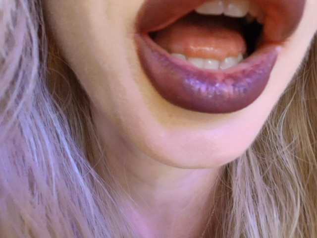 Politexxx live cam on BongaCams