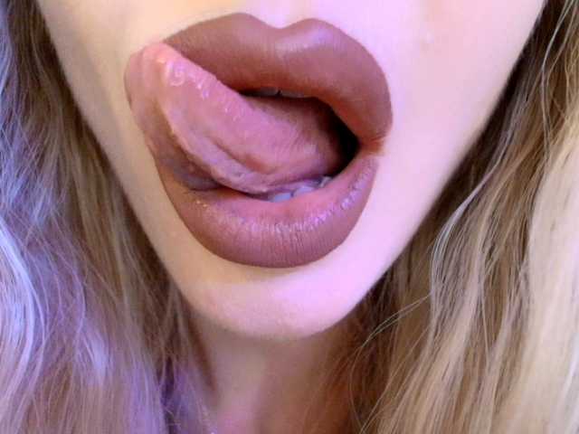 Politexxx live cam on BongaCams