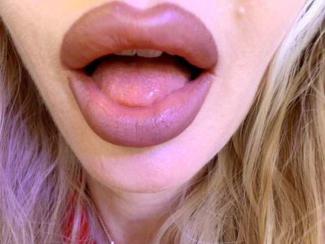 Politexxx live cam on BongaCams