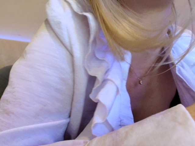 Liliiaxxx live cam