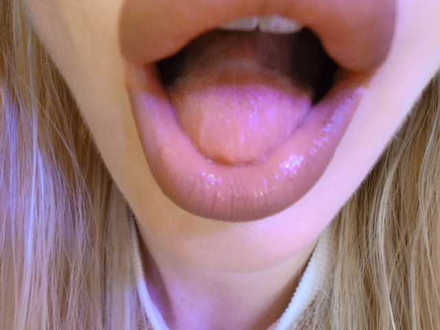 Politexxx live cam on BongaCams