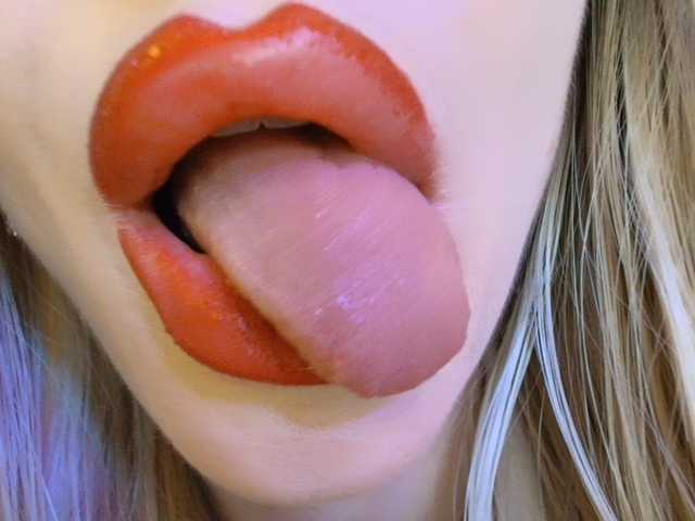 Politexxx live cam on BongaCams