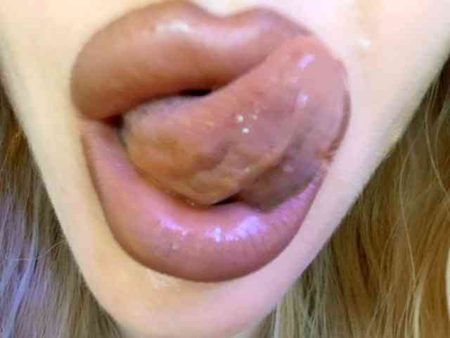 Liliiaxxx webcam