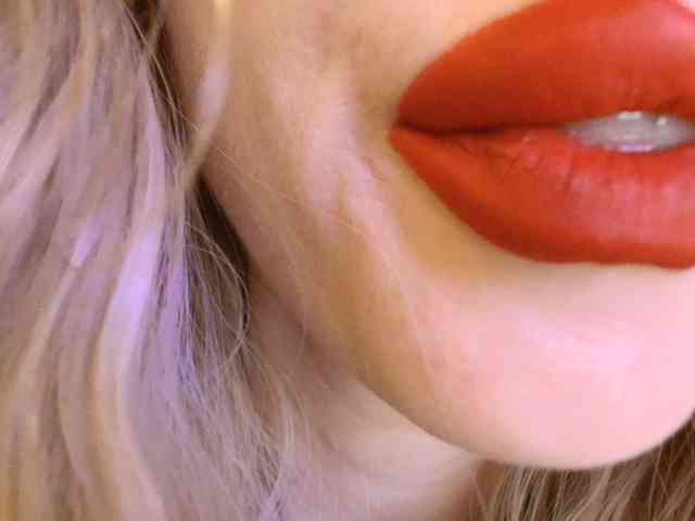 Liliiaxxx webcam