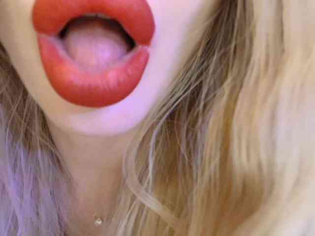 Liliiaxxx webcam