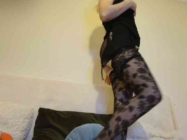 Liliiaxxx webcam