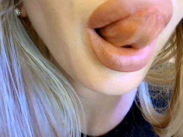 Liliiaxxx webcam