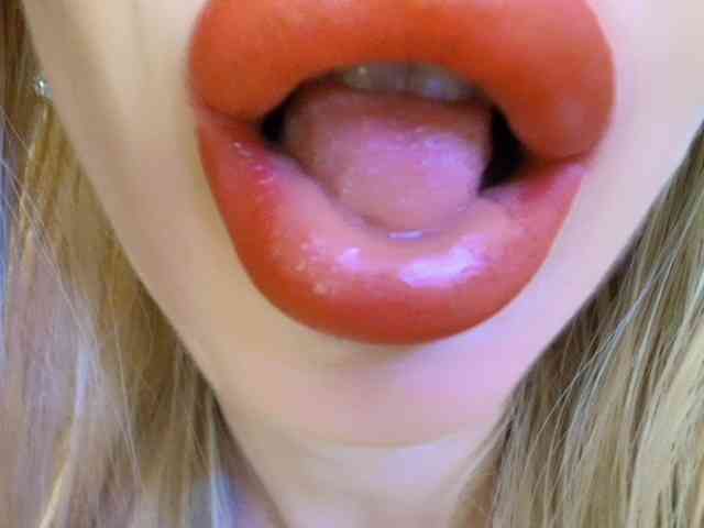 Liliiaxxx webcam
