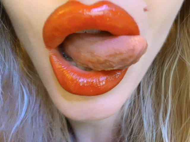 Liliiaxxx webcam