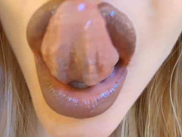 Liliiaxxx webcam