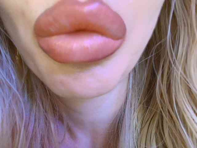 Liliiaxxx webcam