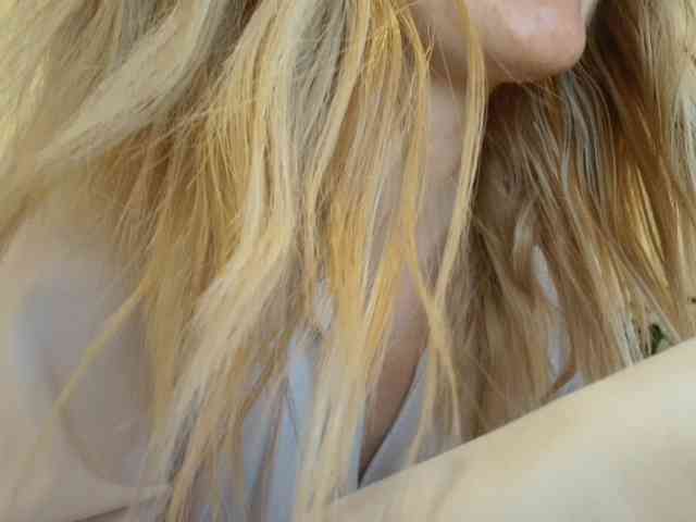 Liliiaxxx webcam