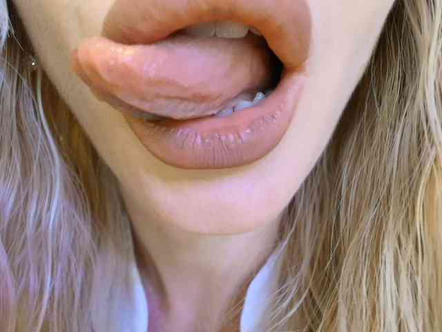 Liliiaxxx webcam