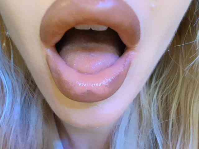 Liliiaxxx webcam