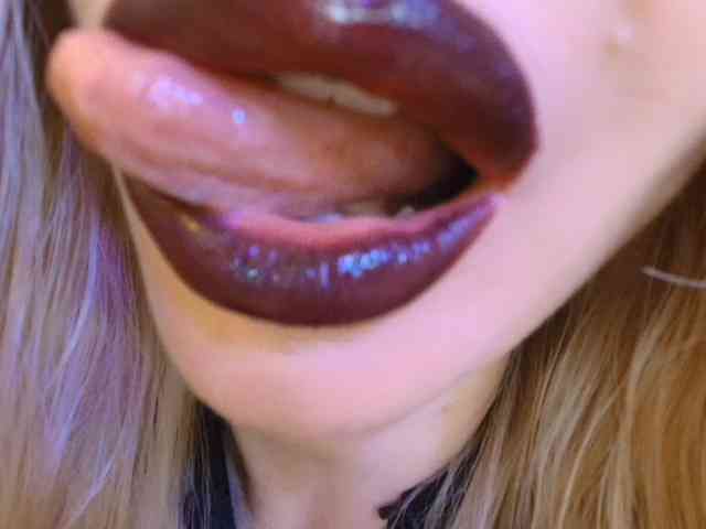 Liliiaxxx webcam