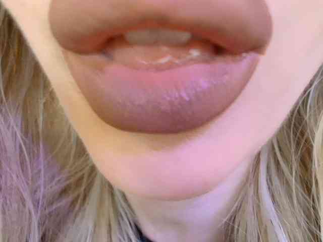 Liliiaxxx webcam