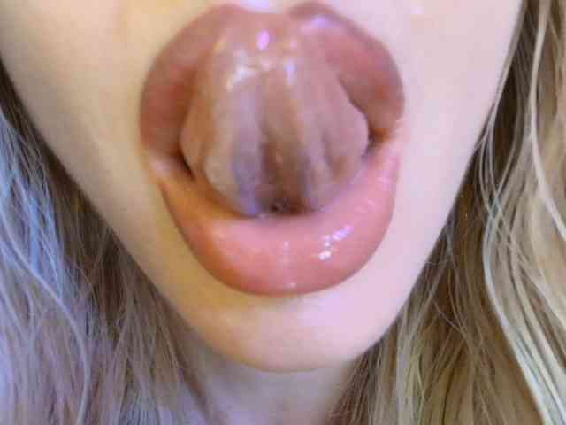 Liliiaxxx webcam