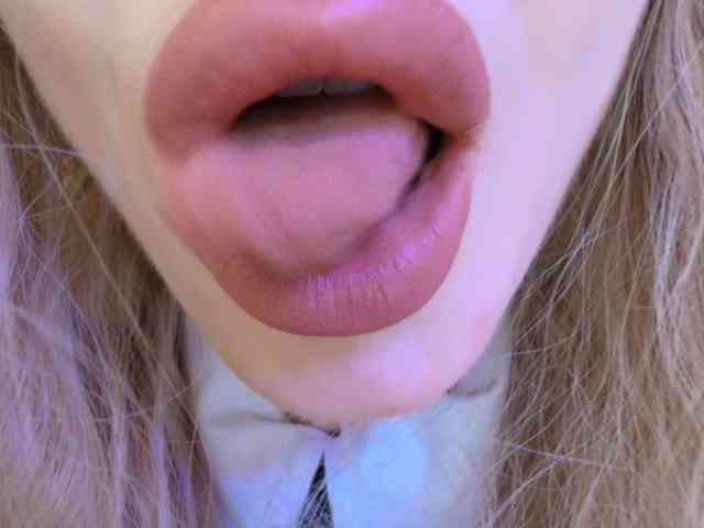 Liliiaxxx webcam