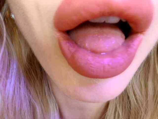 Liliiaxxx webcam