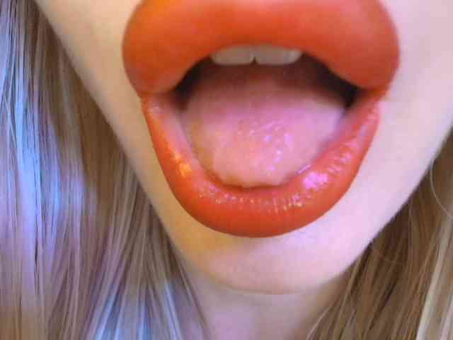 Liliiaxxx webcam