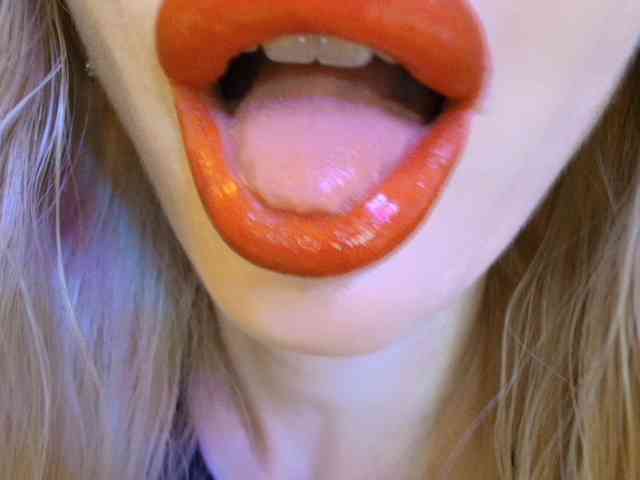 Liliiaxxx webcam