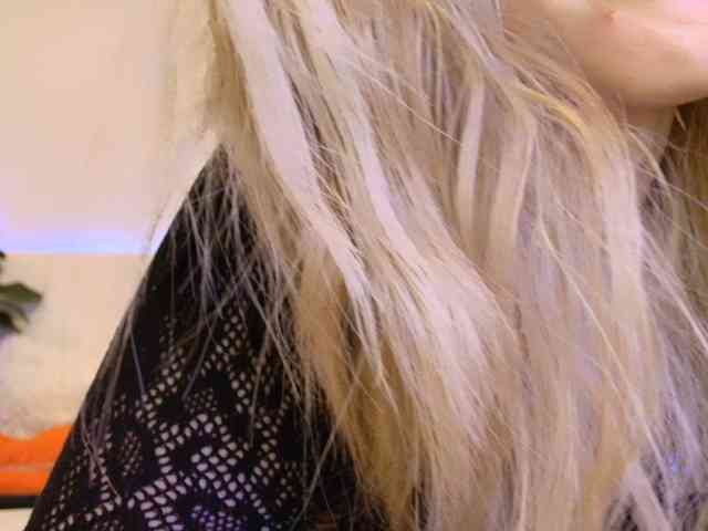 Liliiaxxx webcam