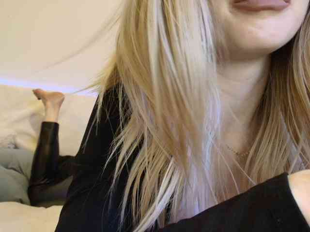 Liliiaxxx webcam