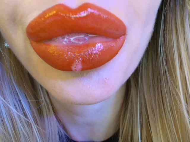 Liliiaxxx webcam