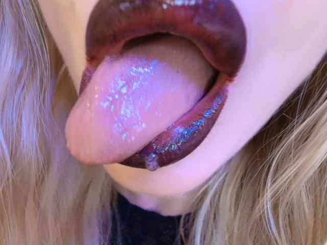 Liliiaxxx webcam