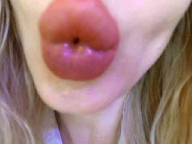 Liliiaxxx webcam
